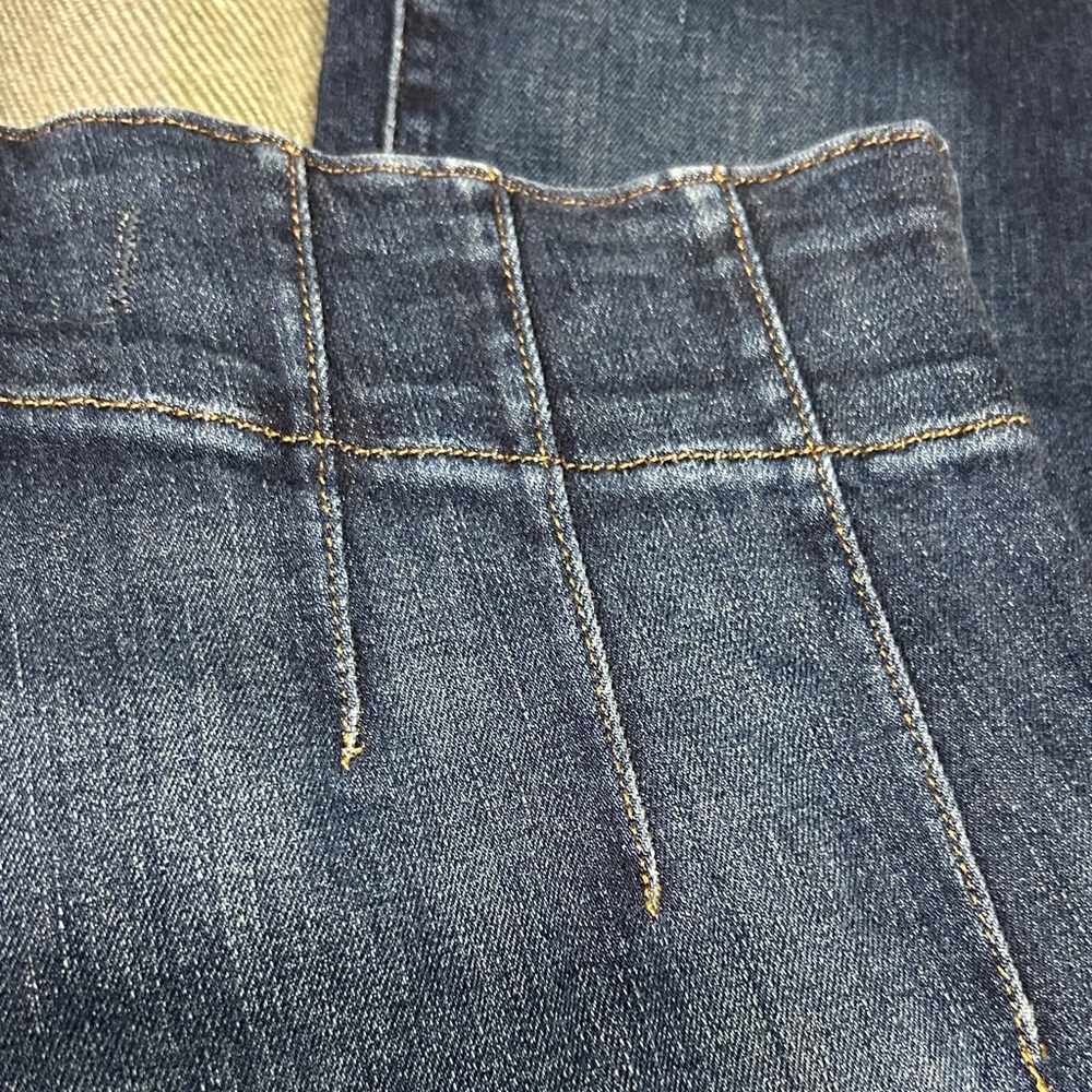 We The Free - Jayde Crop Flare - Dark Blue High-Rise Flare Jeans - Picture 8 of 8